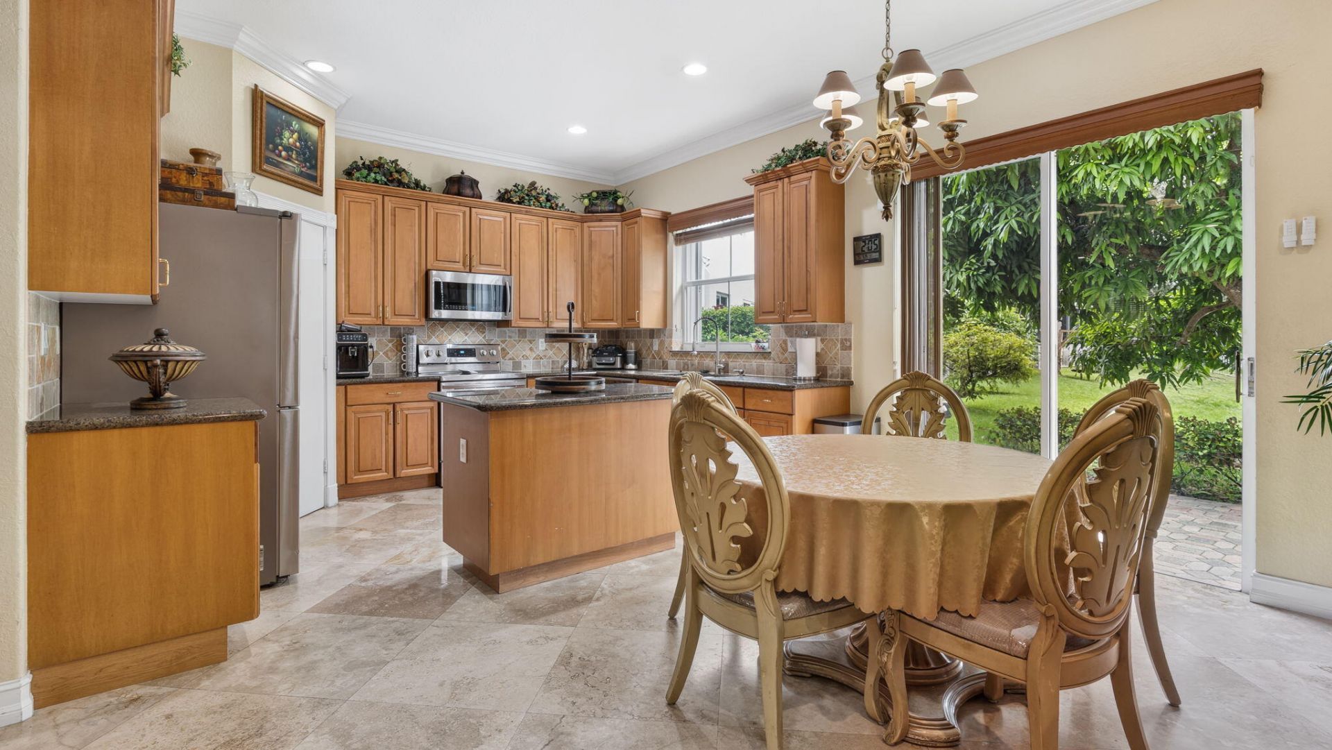 7652 NW 23rd Street, Pembroke Pines, FL 33024 Photo