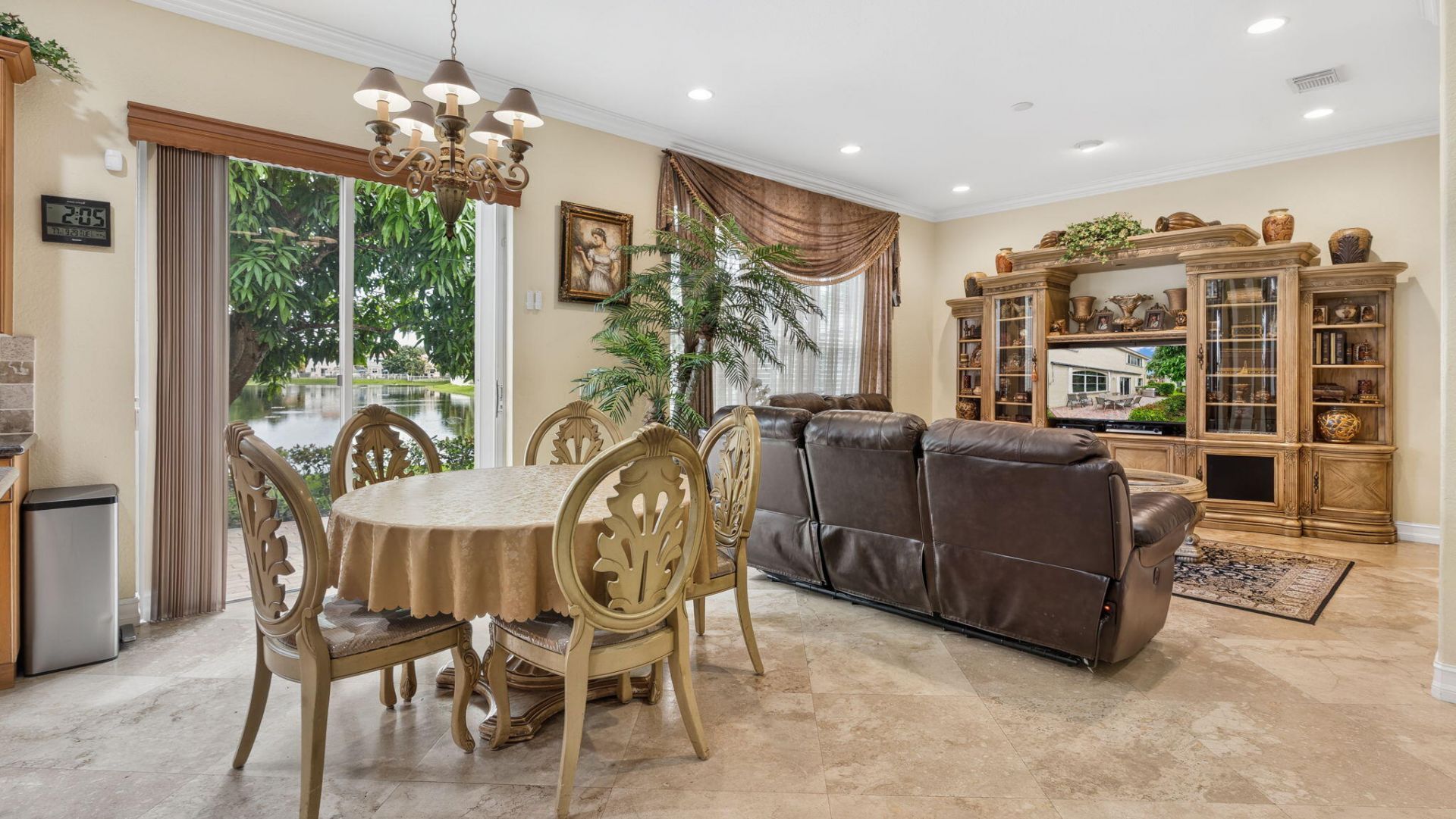 7652 NW 23rd Street, Pembroke Pines, FL 33024 Photo