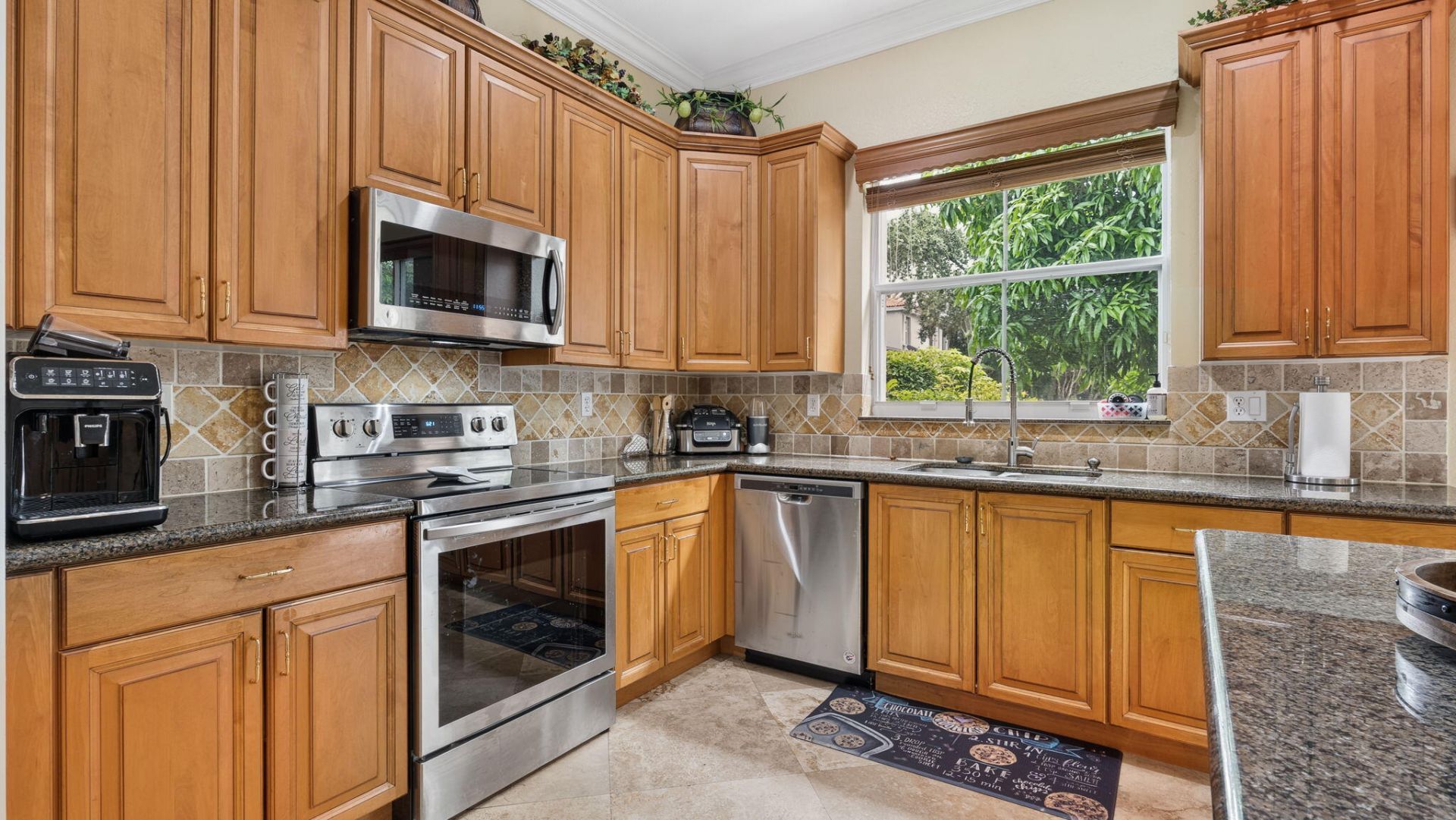 7652 NW 23rd Street, Pembroke Pines, FL 33024 Photo