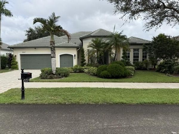8047 N SAVANNAH Circle, Davie, FL 33328