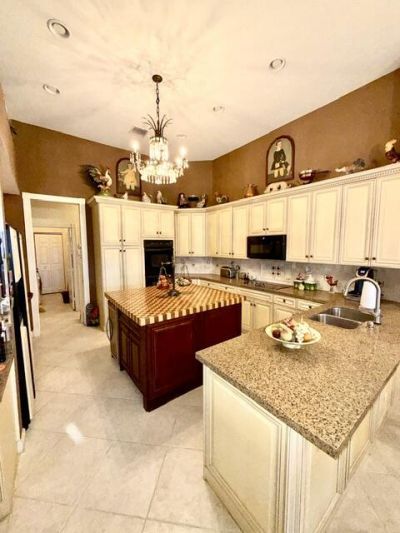 8047 N Savannah Circle, Davie, FL 33328 Photo