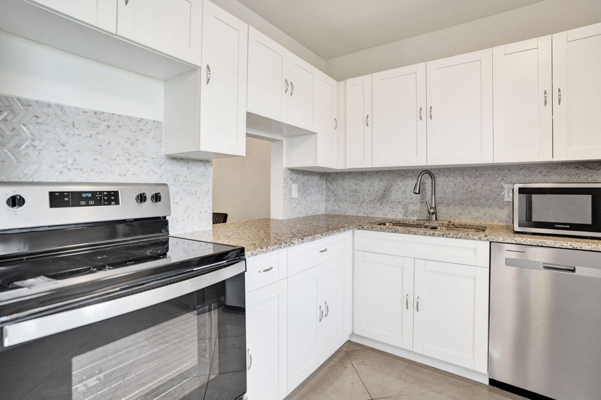 130 Lake Meryl Drive, West Palm Beach, FL 33411 Photo