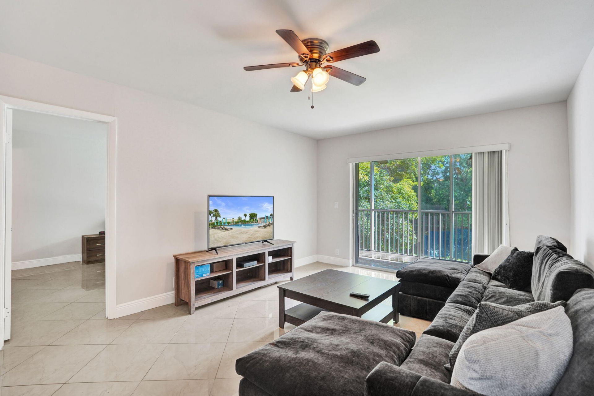 130 Lake Meryl Drive, West Palm Beach, FL 33411 Photo