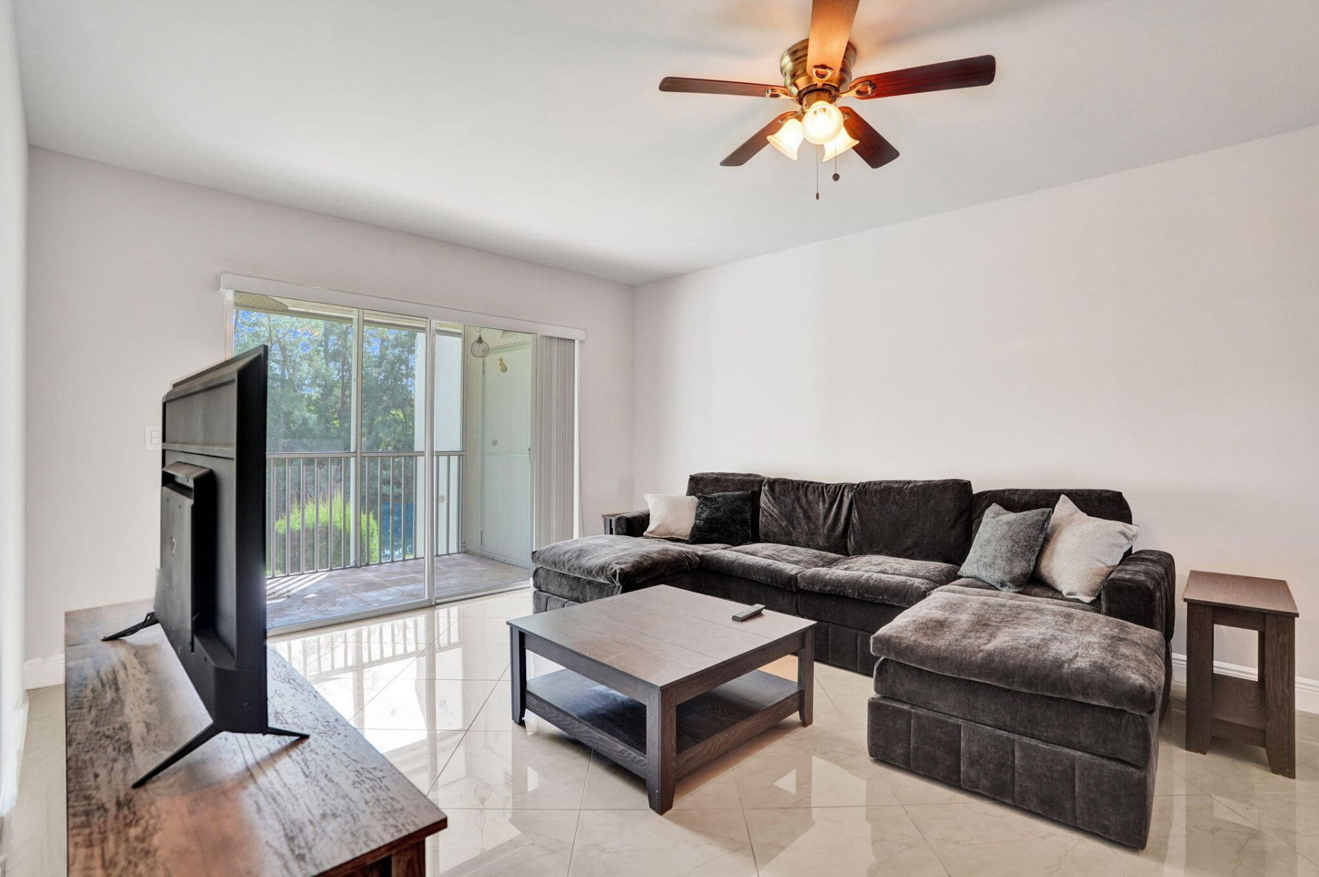 130 Lake Meryl Drive, West Palm Beach, FL 33411 Photo