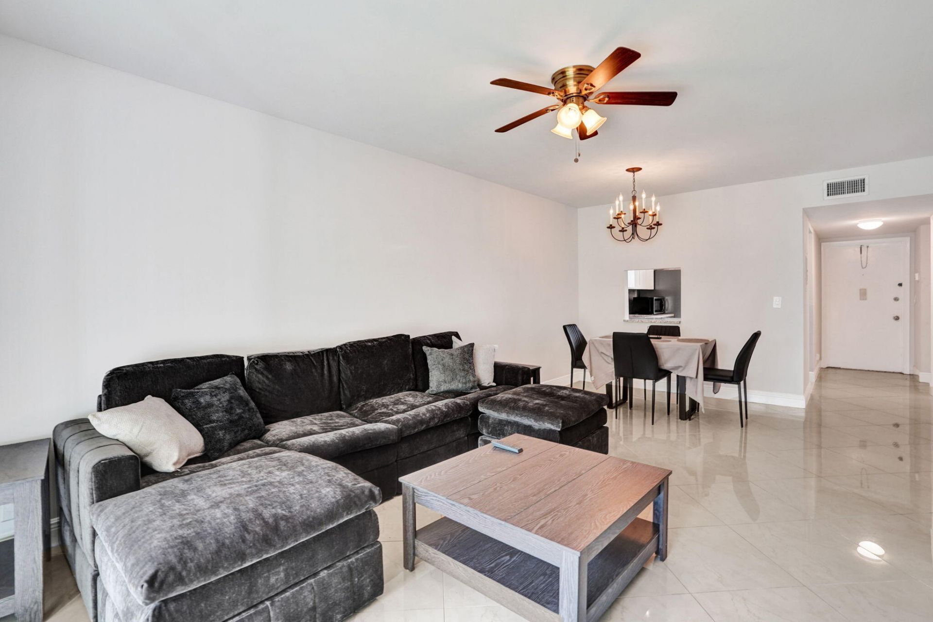 130 Lake Meryl Drive, West Palm Beach, FL 33411 Photo