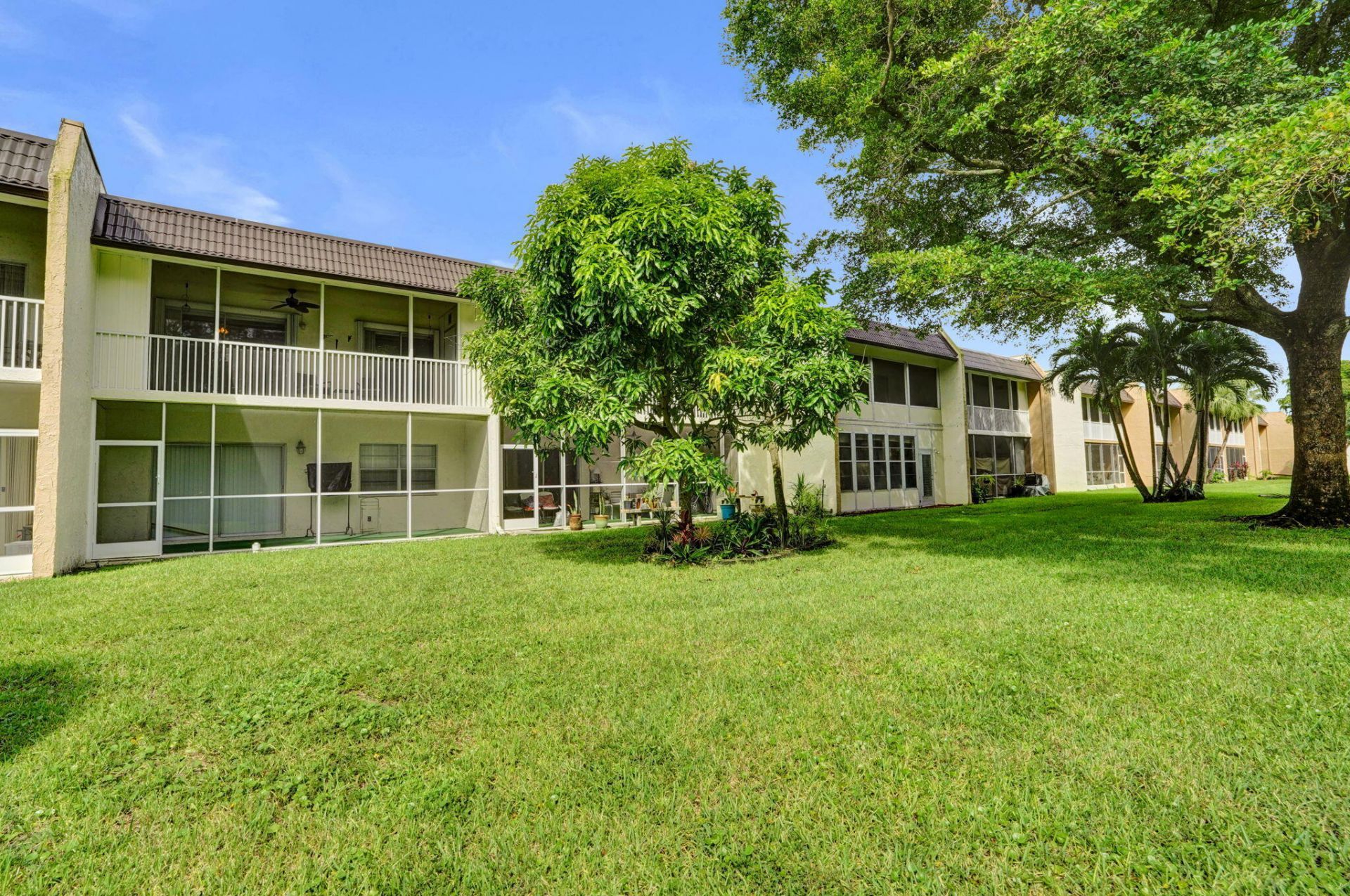 130 Lake Meryl Drive, West Palm Beach, FL 33411 Photo