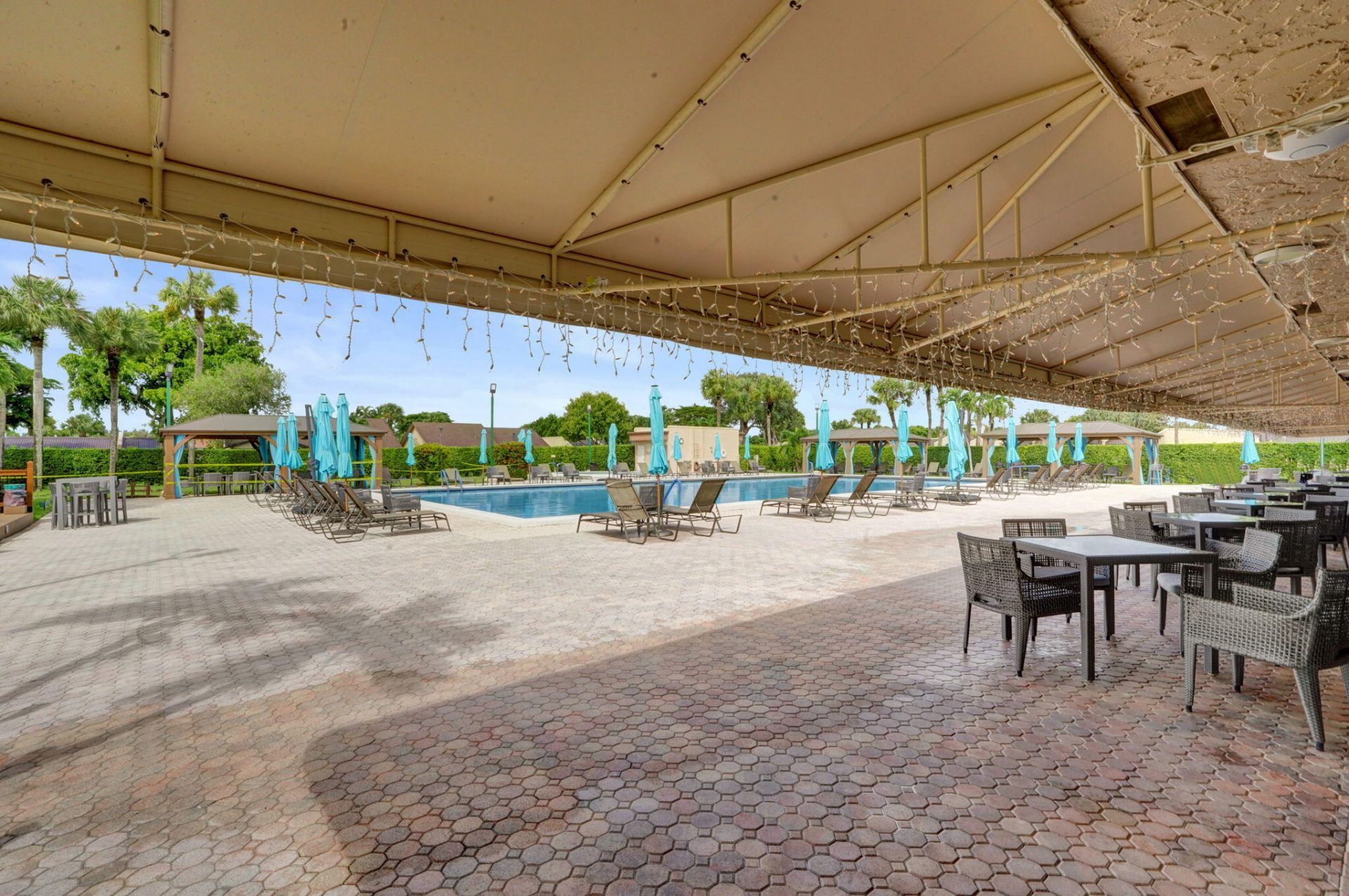 130 Lake Meryl Drive, West Palm Beach, FL 33411 Photo