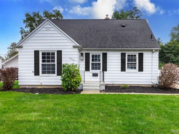 2800 Cummings Avenue, Berkley, Mi 48072