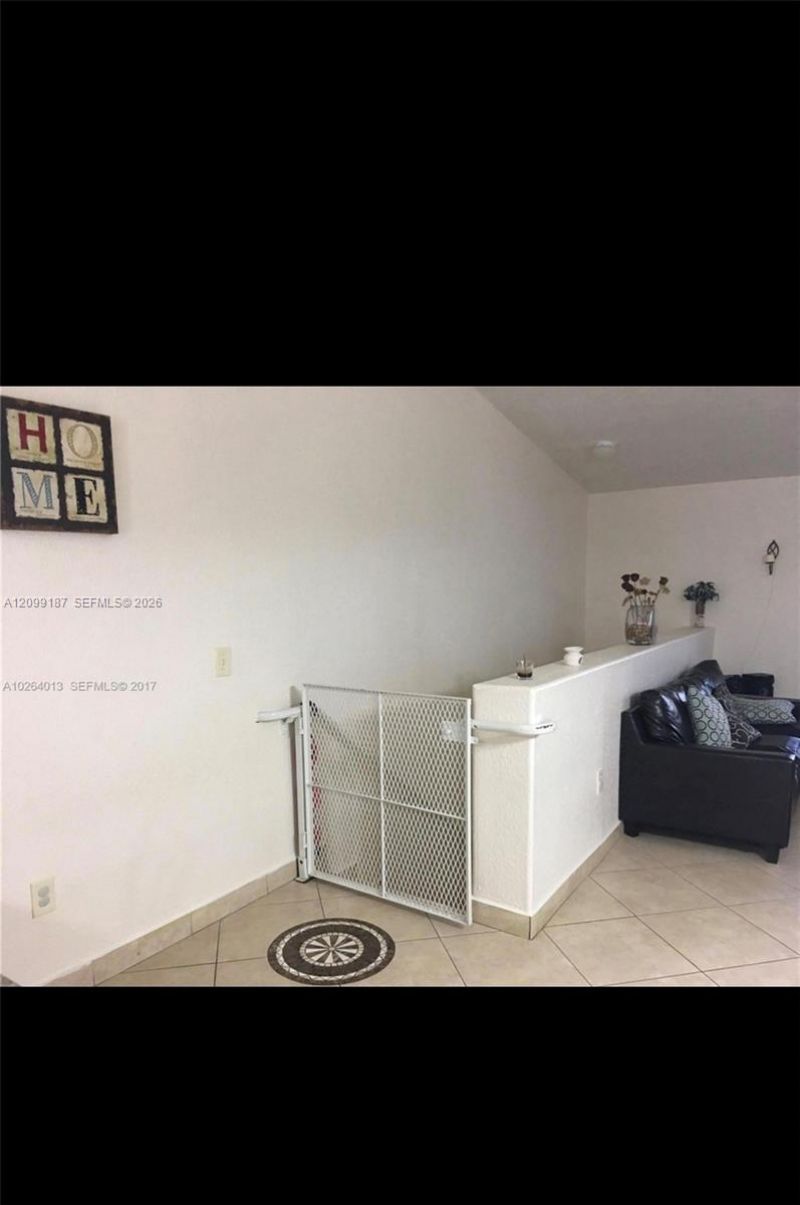 10939 W Okeechobee Rd , Unit 201, Hialeah Gardens, FL 33018 Photo