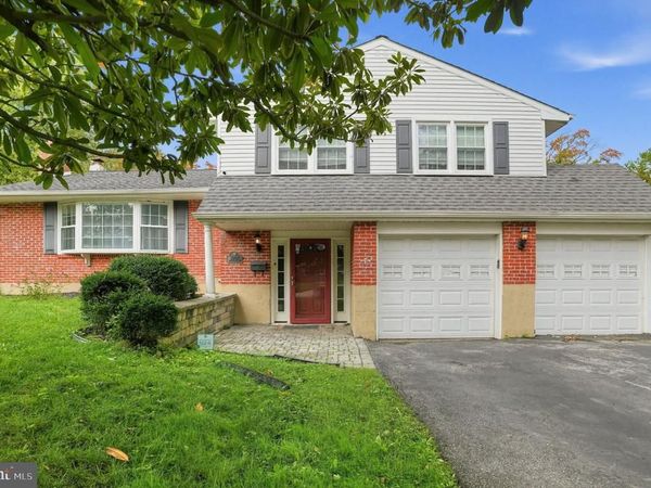1901 LONGCOME DRIVE, WILMINGTON, DE 19810