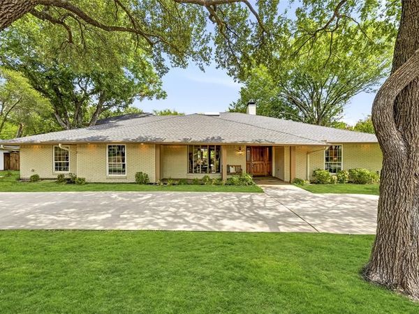 10626 Cox Lane , Dallas, TX 75229