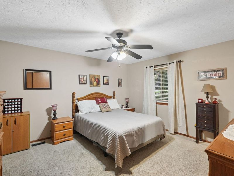 5800 Middle Urbana Road, Springfield, OH 45502 Photo 15
