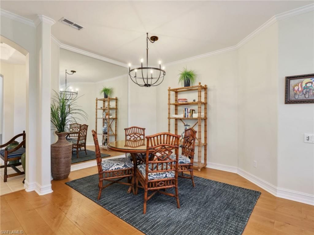 882 Carrick Bend Cir, Unit 102, Naples, FL 34110 Photo