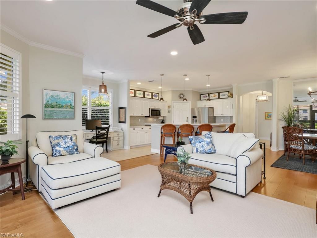 882 Carrick Bend Cir, Unit 102, Naples, FL 34110 Photo