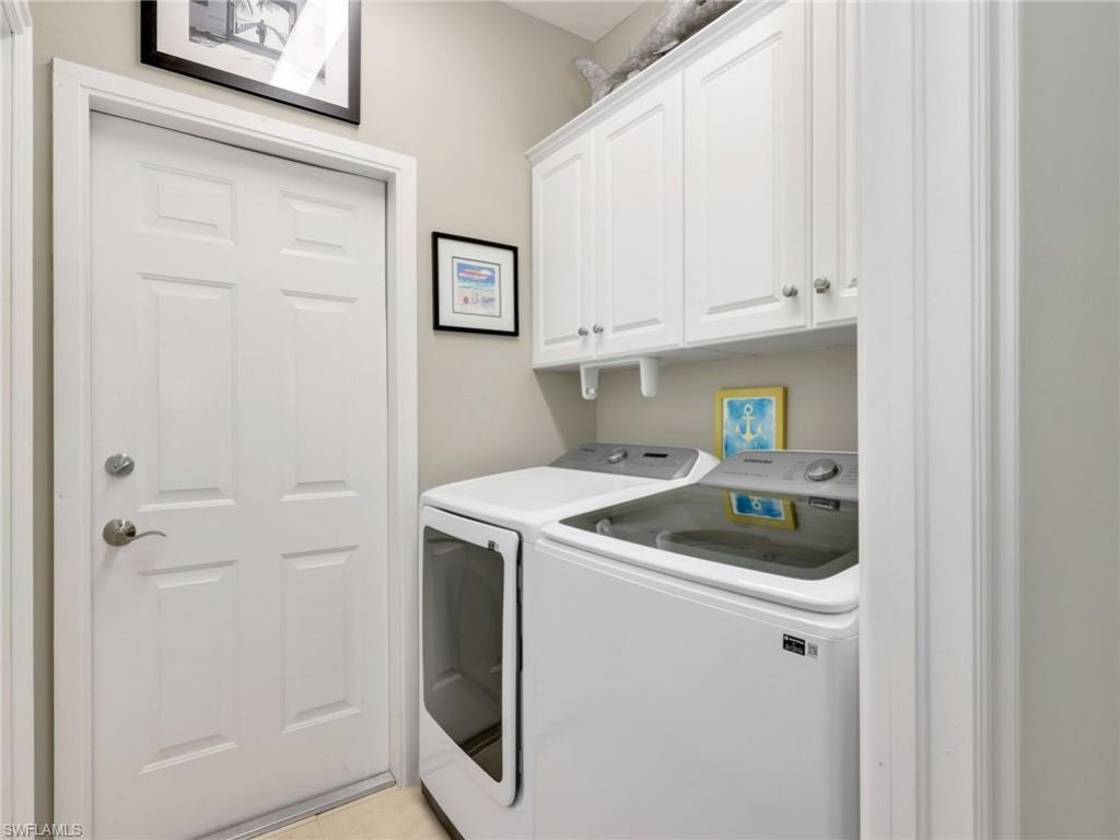 882 Carrick Bend Cir, Unit 102, Naples, FL 34110 Photo