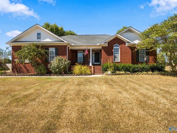 23917 May Lane, Athens, AL 35613