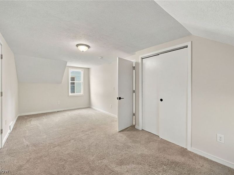 3846 Marvin Avenue, Cleveland, OH 44109 Photo 17