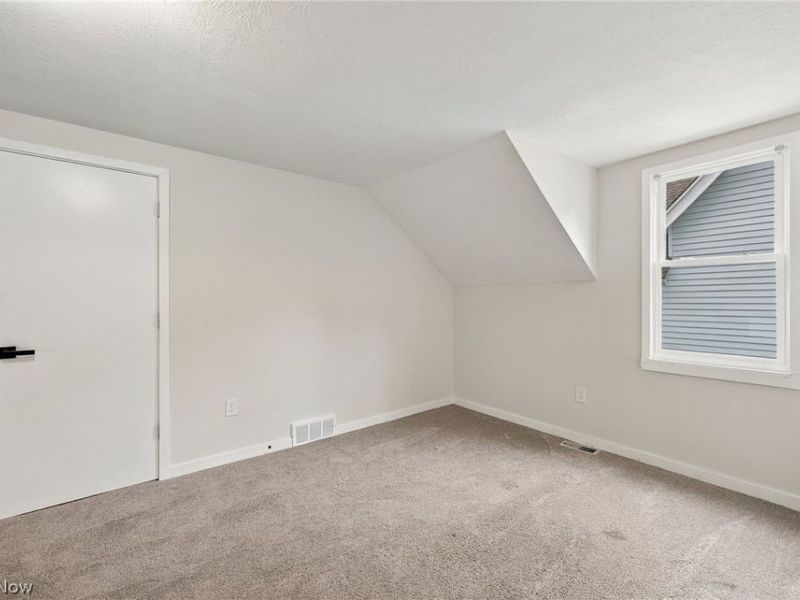 3846 Marvin Avenue, Cleveland, OH 44109 Photo 18
