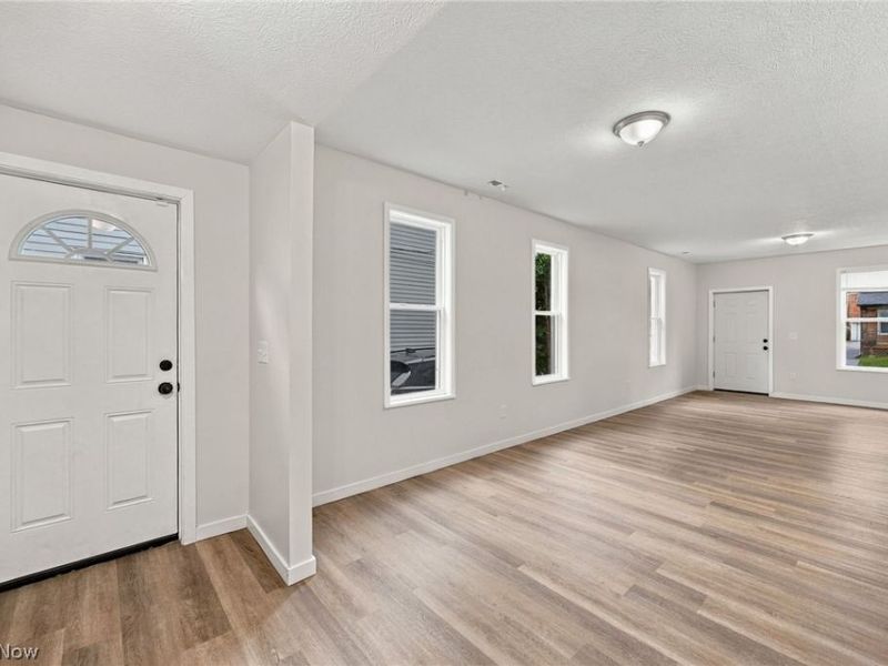 3846 Marvin Avenue, Cleveland, OH 44109 Photo 5
