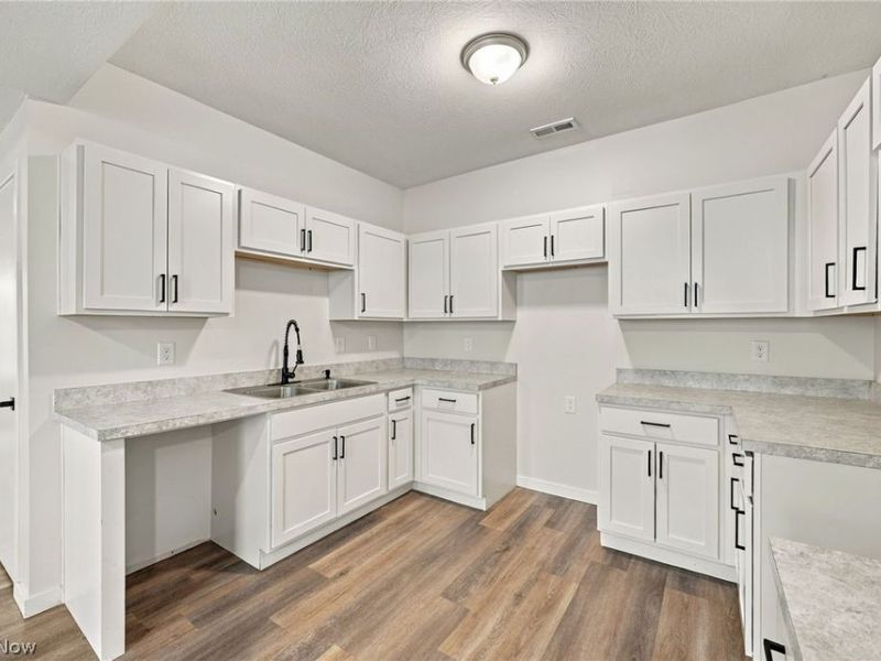 3846 Marvin Avenue, Cleveland, OH 44109 Photo 6
