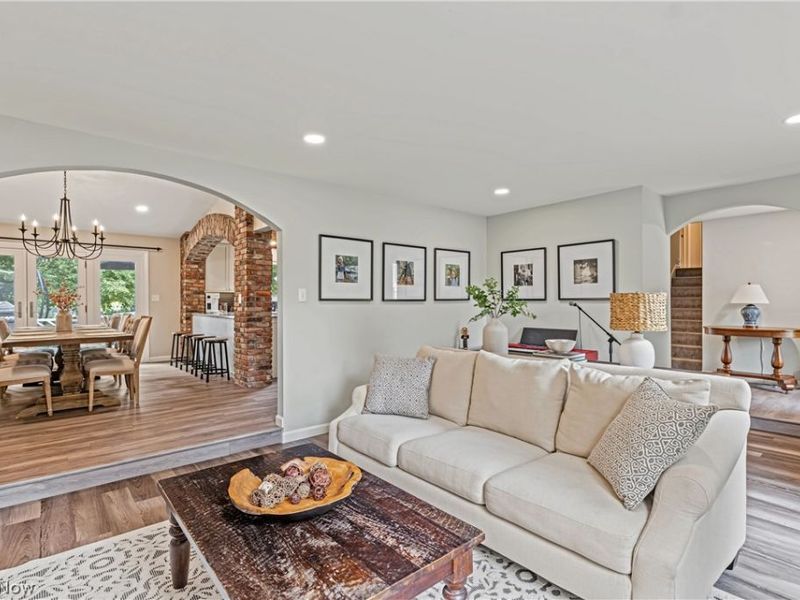 18050 Elliott Drive, Chagrin Falls, OH 44023 Photo 10
