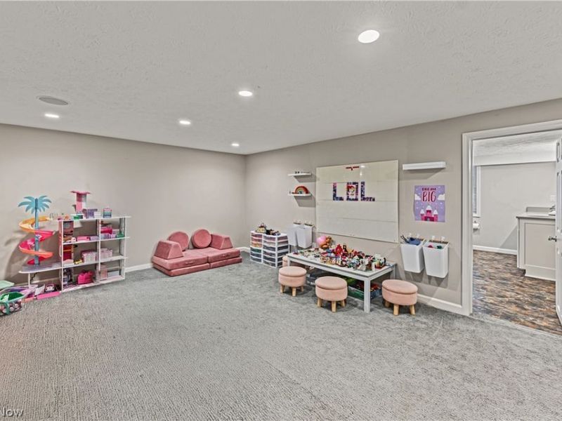 18050 Elliott Drive, Chagrin Falls, OH 44023 Photo 25