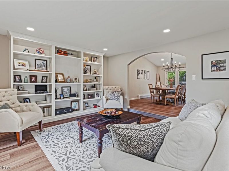 18050 Elliott Drive, Chagrin Falls, OH 44023 Photo 7