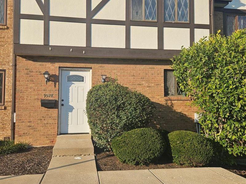 9528 Haddington Court, Colerain Township, OH 45251 Photo 1