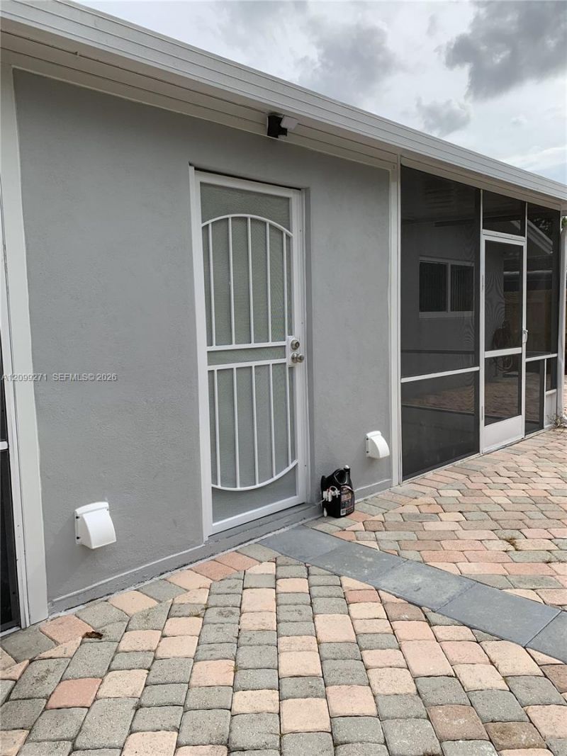 2561 NE 10th Ct, Unit 2561, Pompano Beach, FL 33062 Photo