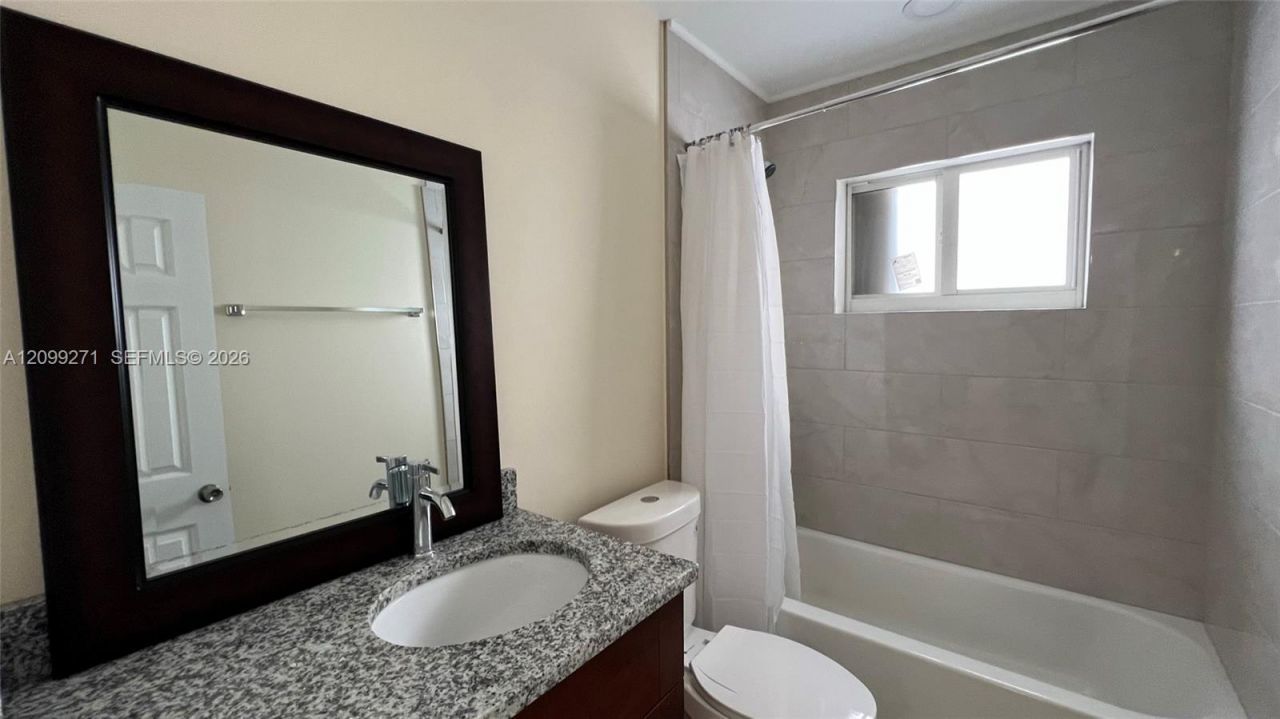 2561 NE 10th Ct, Unit 2561, Pompano Beach, FL 33062 Photo