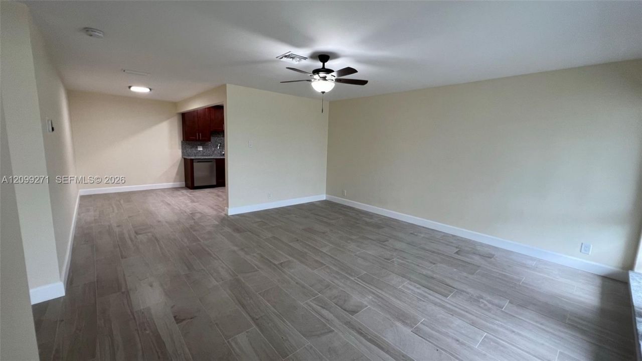 2561 NE 10th Ct, Unit 2561, Pompano Beach, FL 33062 Photo