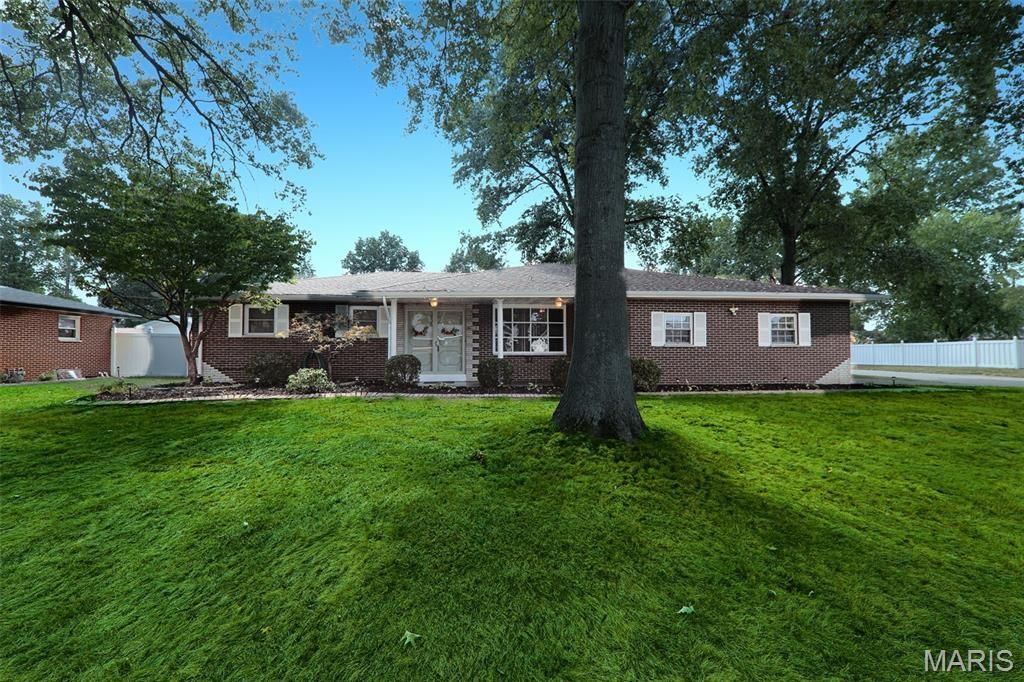 2200 Dawn Place , Granite City, IL 62040 Main Photo