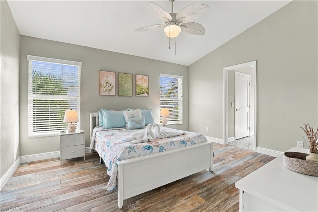 323 Washington Ct , Fort Myers Beach, FL 33931 Photo