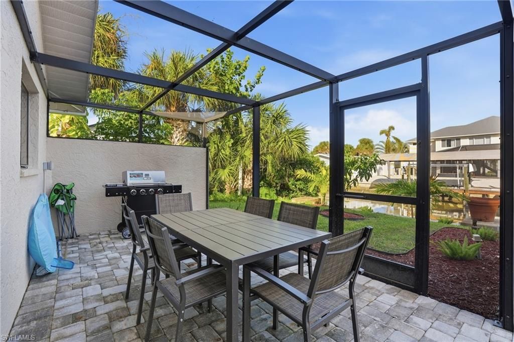 323 Washington Ct , Fort Myers Beach, FL 33931 Photo