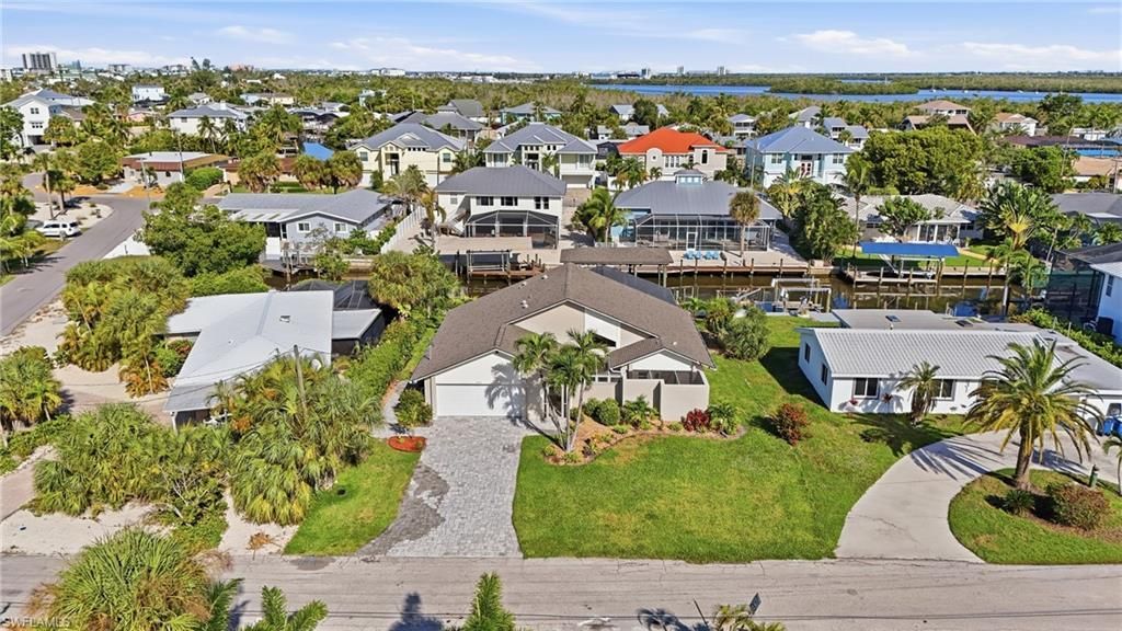 323 Washington Ct , Fort Myers Beach, FL 33931 Photo