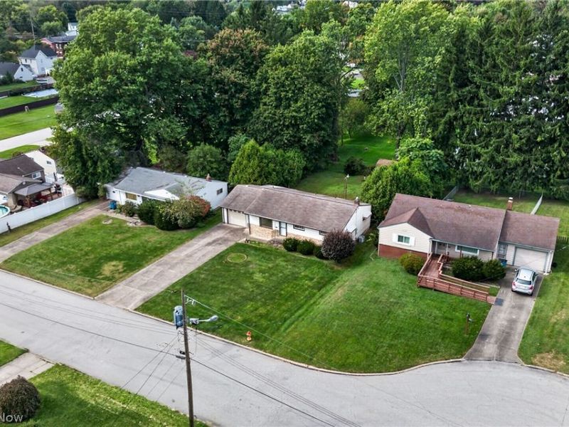 114 Joan Circle, Campbell, OH 44405 Photo 7