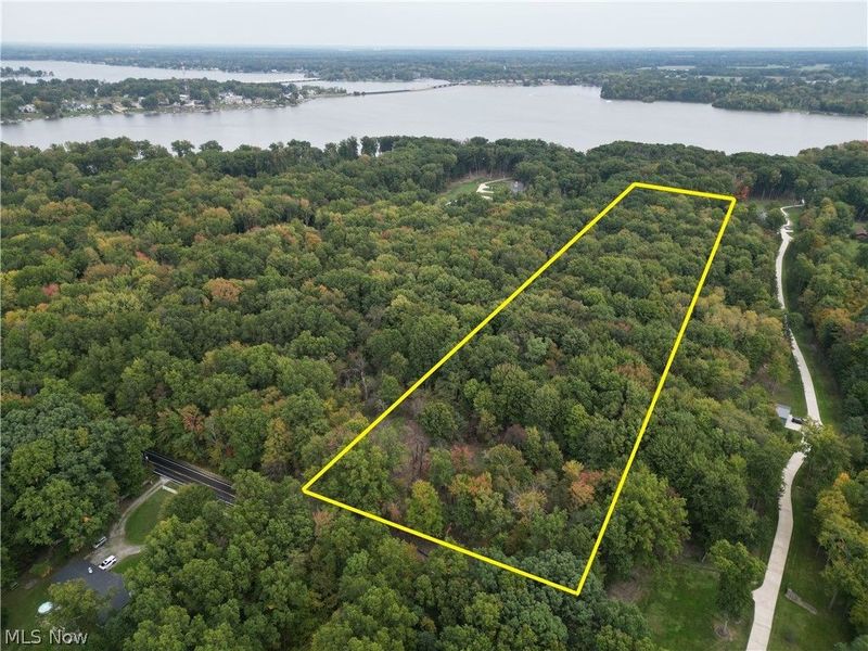 Mahoning Road, Lake Milton, OH 44429 Photo 2