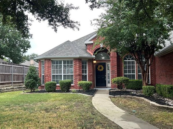 2907 Saint Maria Drive , Mansfield, TX 76063