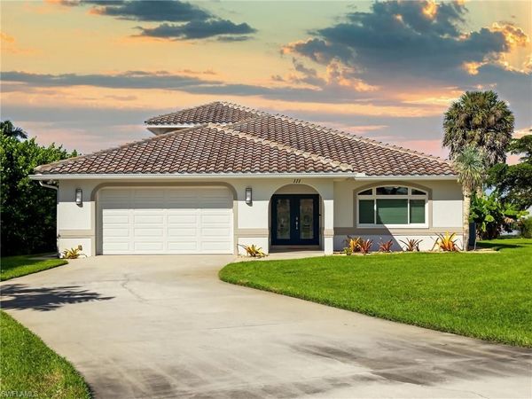 111 Newport Cay , NAPLES, FL 34114