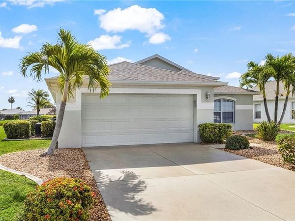 15591 Beach Pebble WAY , FORT MYERS, FL 33908