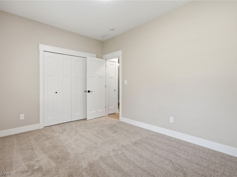 293 Wallace Drive, Berea, OH 44017 Photo 15
