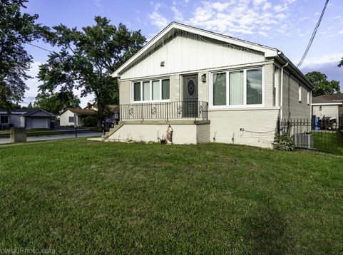 Main Photo