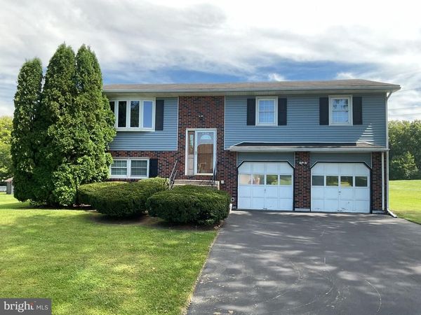 219 MURRAY DRIVE , ALLENTOWN, PA 18104