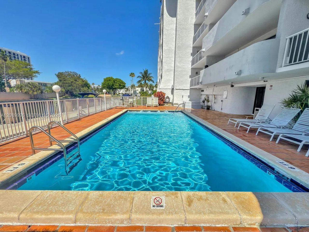 1650 NE 115th St , Unit 207, Miami, FL 33181 Photo
