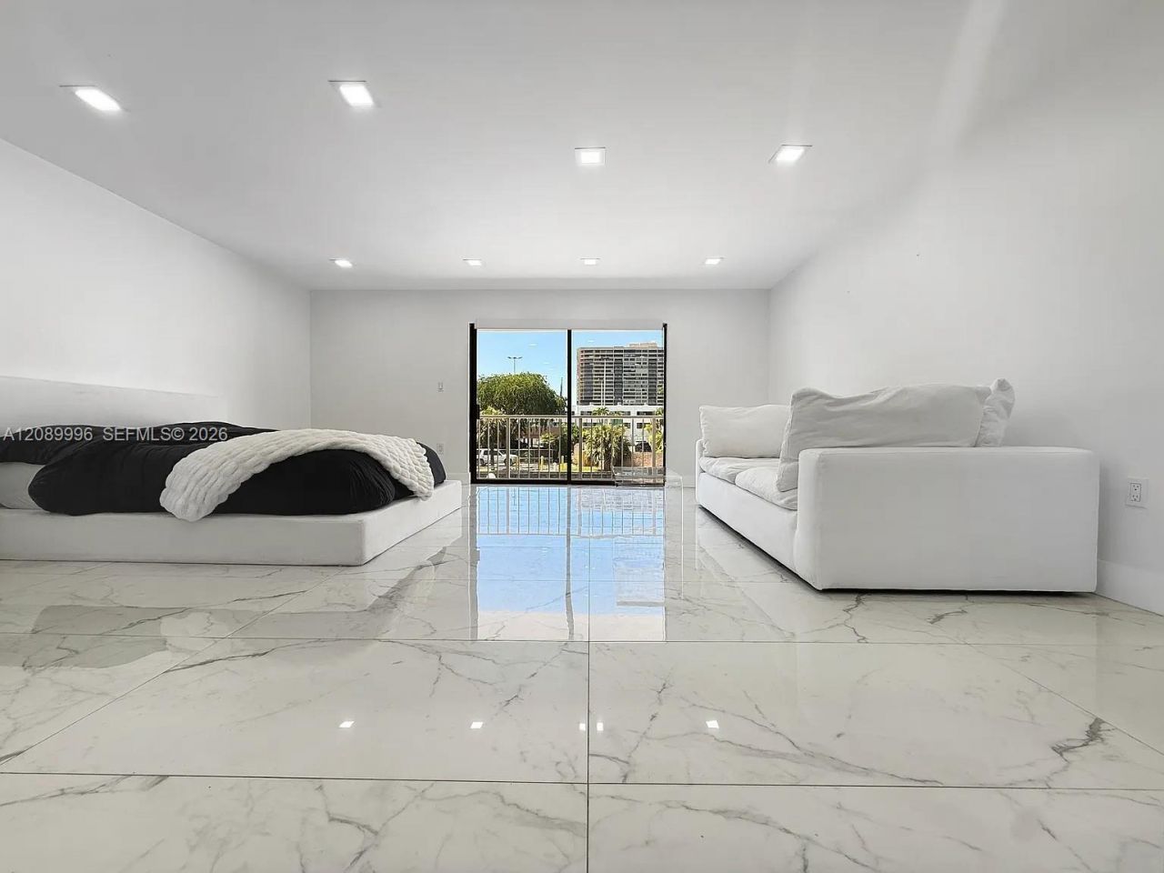 1650 NE 115th St , Unit 207, Miami, FL 33181 Photo