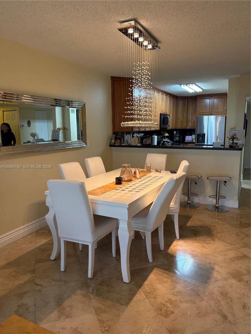 3375 N Country Club Dr, Unit 605, Aventura, FL 33180 Photo