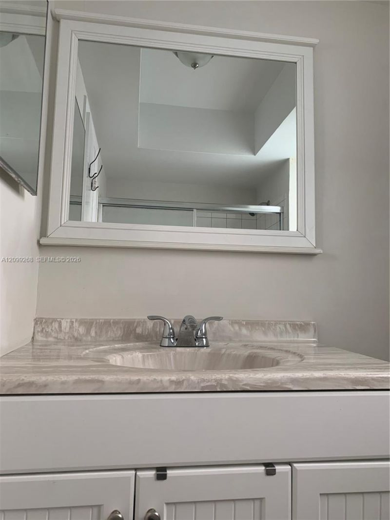 3182 S Le Jeune Rd , Unit 3182, Coral Gables, FL 33134 Photo