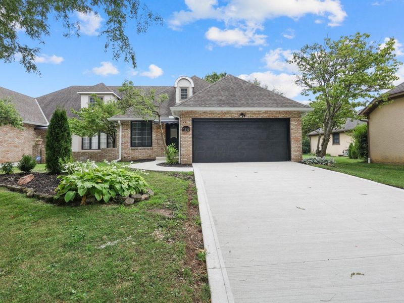 1855 Fontenay Court, Columbus, OH 43235 Photo 3
