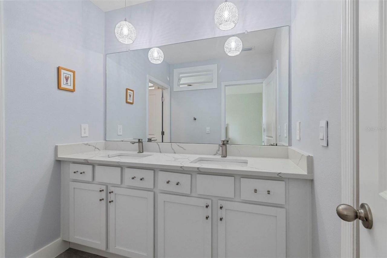 8915 Milestone Drive , Sarasota, FL 34238 Photo