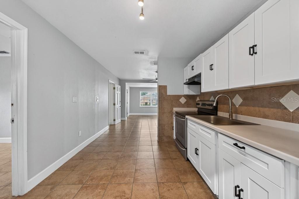 725 Strain Boulevard, Lakeland, FL 33815 Photo